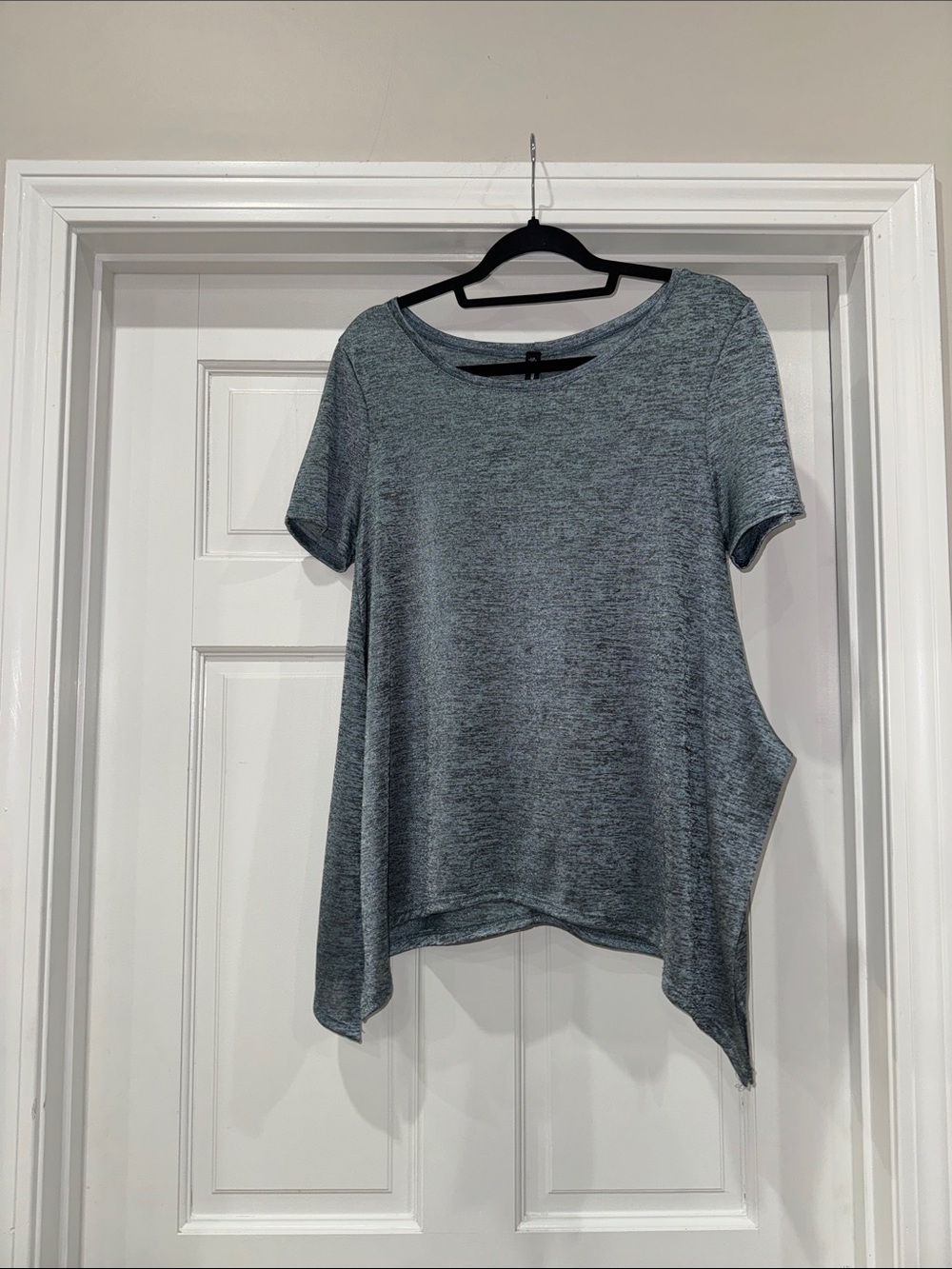 Design Lab Lord & Taylor Blue-ish Gray Short-Sleeve Asymmetric Top Flowy